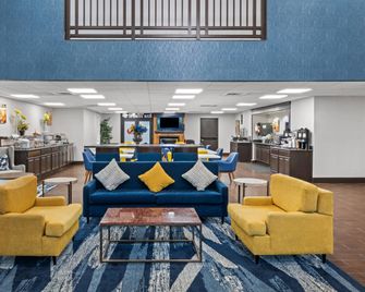 Comfort Suites Near Casinos - Norwich - Lounge