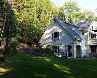 Exquisite Carriage House in Beautiful Coastal Maine - Northport - Edificio