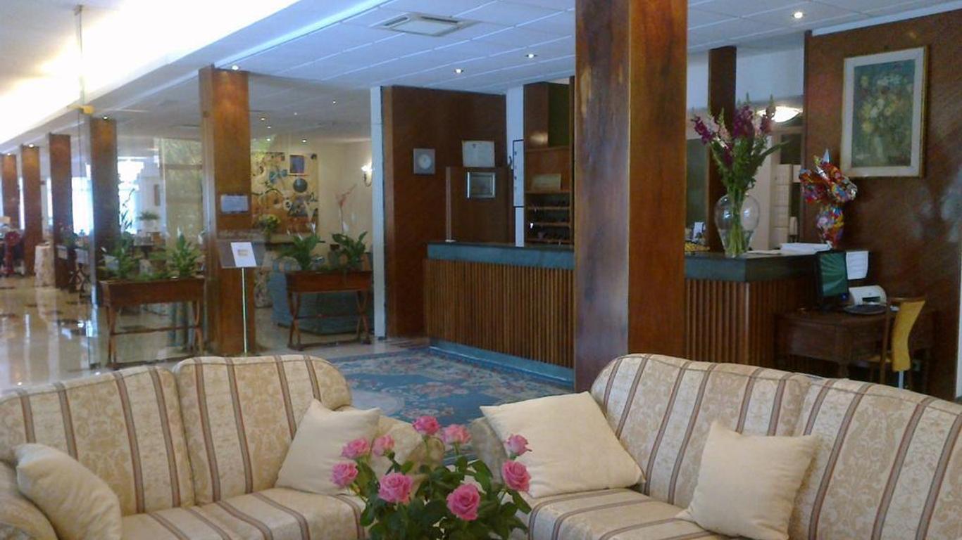 Hotel Broglia