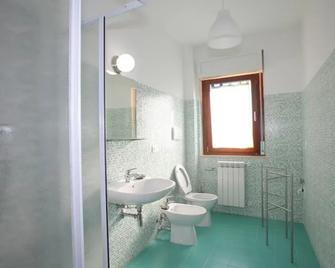 Moon River Guest House - Pescara - Bathroom