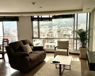 Olympus Apartments - Quito - Living room