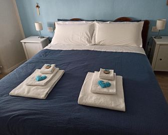 Castello Errante Bio B&B - קלדונאצו - חדר שינה