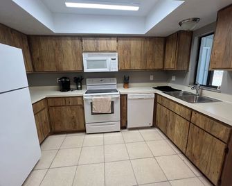 Hardee St - LaBelle - Cocina