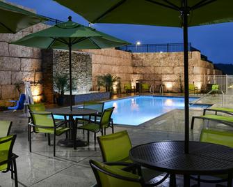 Springhill Suites By Marriott San Antonio Northwest At The Rim - San Antonio - Piscina