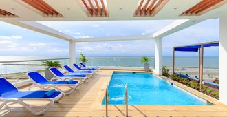 Hotel Summer Frente Al Mar - Cartagena de Indias - Alberca