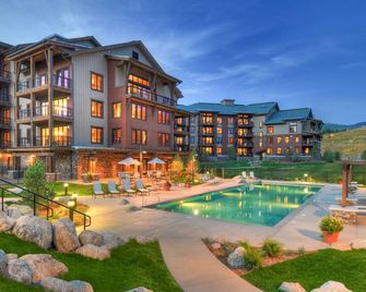 Picturesque Steamboat Springs Condo near Gondola w/Shared Hot Tub - Steamboat Springs - Building
