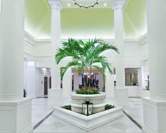 Hilton Garden Inn Palm Beach Gardens - Palm Beach Gardens - Lobby