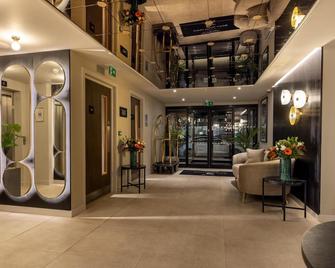 River Ness Hotel, a member of Radisson Individuals - Inverness - Lobby