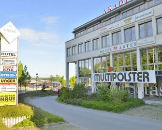 Business-Hotel Artes - Κέμνιτς - Κτίριο
