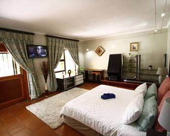The Private Place - Midrand - Schlafzimmer