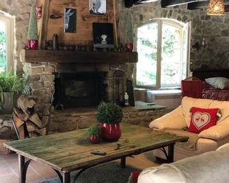 Charmant Petit Moulin DÉbut XIV - Nontron - Living room