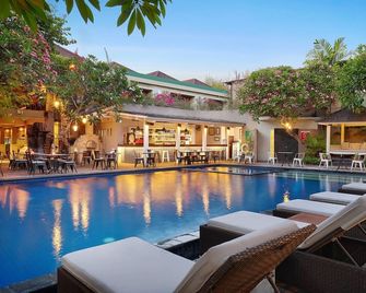 Sagara Villas and Suites Sanur by AHM - Denpasar - Pool
