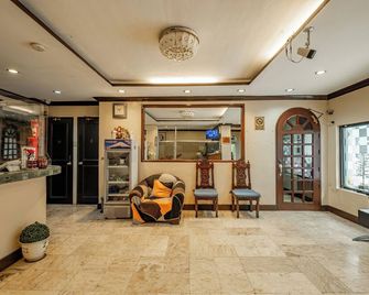 Hotel Juliano - מנילה - לובי