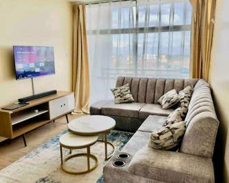 Shari Apartment - Kampala - Living room