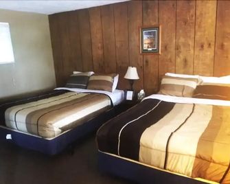 Love Hotels Timberline By OYO Lake Superior - Ironwood