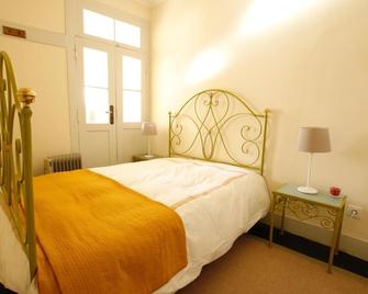 Baixa Apartamento - Bragança - Schlafzimmer