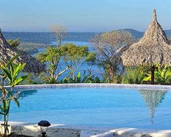 Hacienda Puerta del Cielo Eco Lodge & Spa - Masaya - Piscina