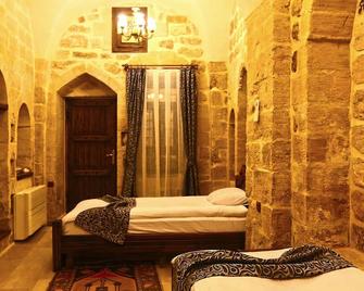 Darius Konagi - Mardin - Habitación