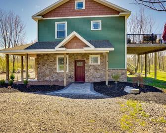Finger Lakes Getaway With Deck On-Site Atv Trails! - Fulton - Building