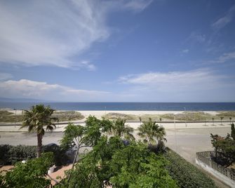 Hotel La Villa - Corigliano Calabro - Outdoor view