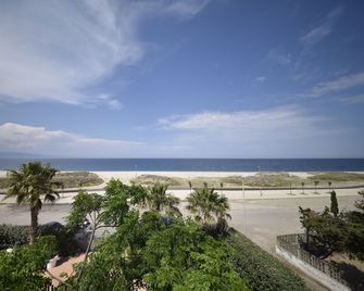 Hotel La Villa - Corigliano Calabro - Outdoor view
