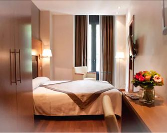 Alti Hotel - Bagnères-de-Luchon - Habitación
