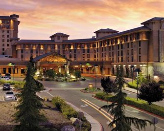 Chukchansi Gold Resort & Casino - Coarsegold - Building