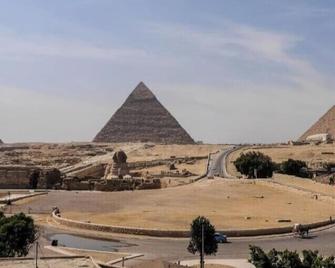 Egypt Pyramids Inn Charming 1-bedroom apartment in Cairo with WiFi and AC - Kairo