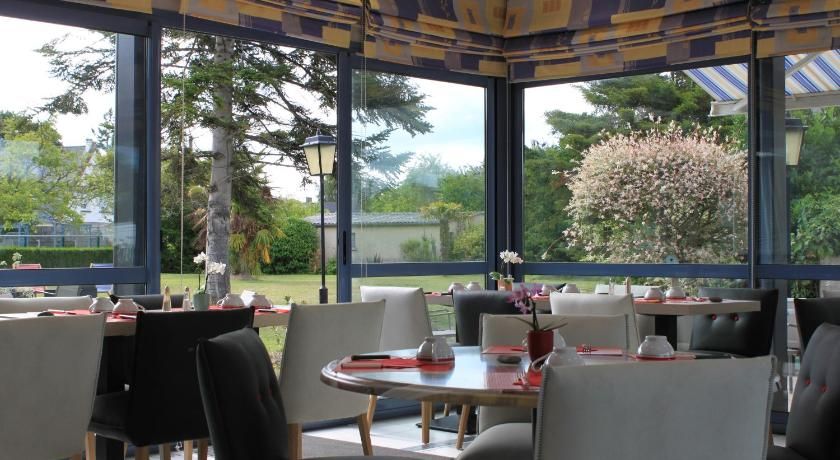 Hotel Des Bains thumbnail 3