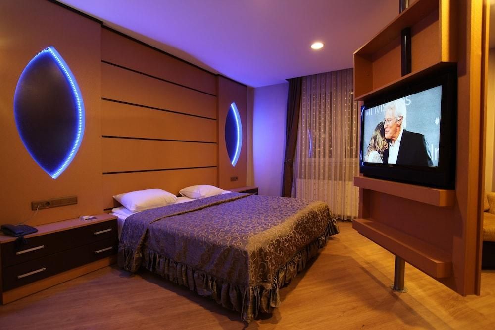 Grand Sakarya Hotel - Adapazarı - Bedroom