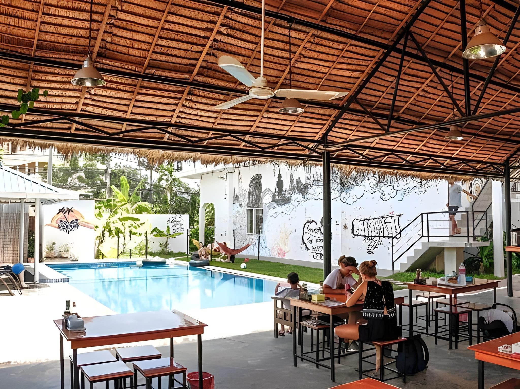 Pool Party Hostel - סיאם ריפ - פטיו