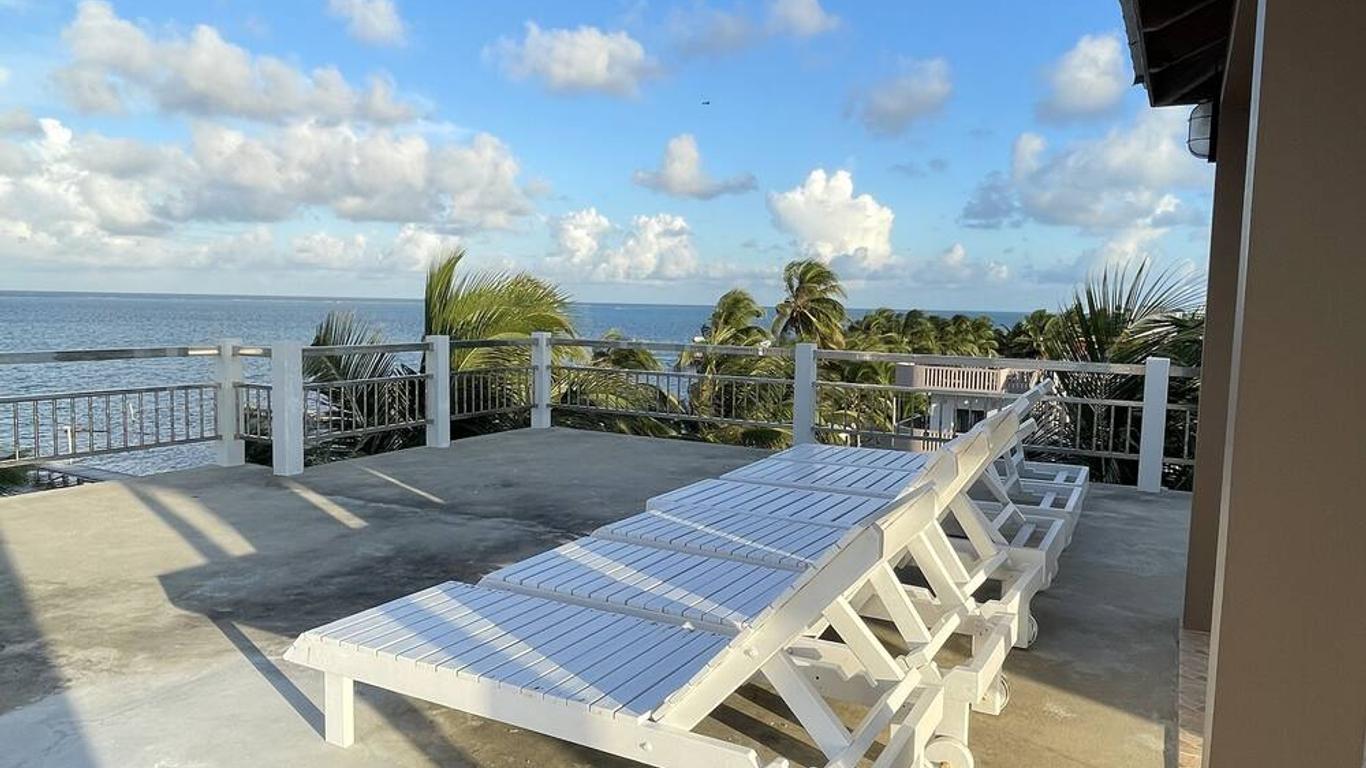 Caye Caulker Beach Hotel