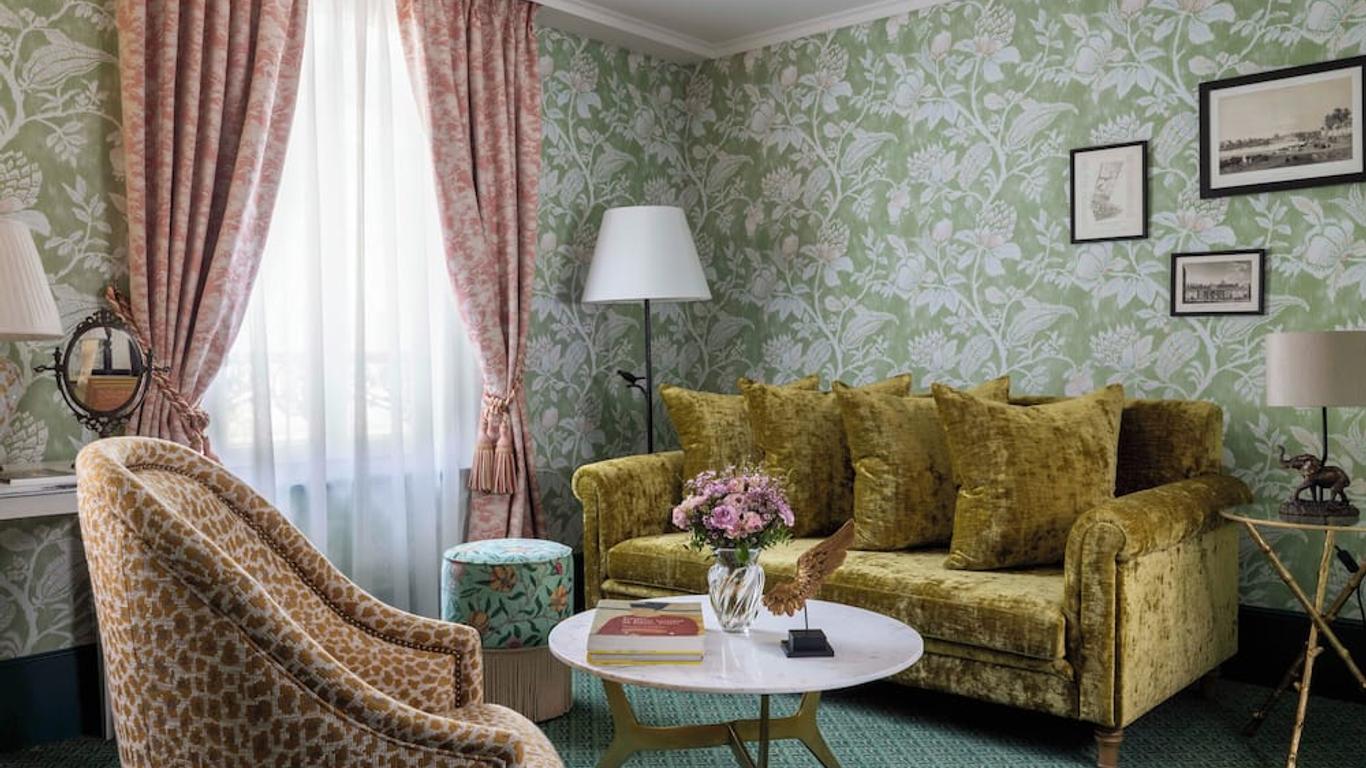 Une Autre Chambre