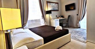 Fabio Massimo Guest House - Rome - Bedroom