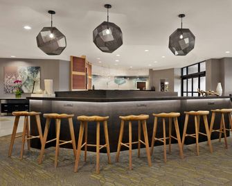 SpringHill Suites by Marriott Dulles Airport - Sterling - Baari