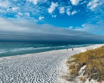 A place to get away, that still feels like home - Navarre Beach - Beach