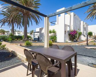 Vivienda recién reformada, cómoda y agradable en Corralejo - Home For Guest - Corralejo - Patio