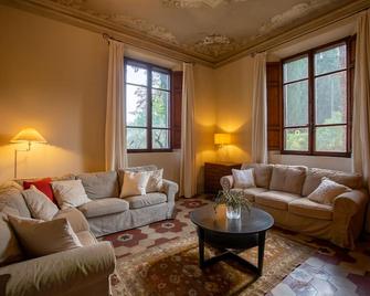 Villa Violetta - Villastrada - Sala de estar