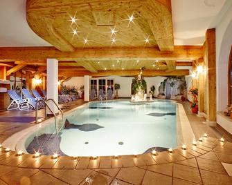 Hotel Brennerspitz - Neustift im Stubaital - Pool