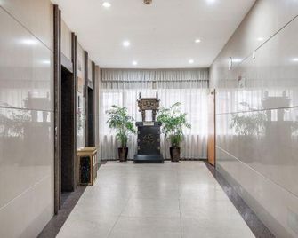 Huaxin Hotel - Changsha - Lobby