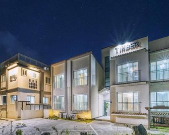 Jeju Timberhouse Pension - Ciudad de Jeju - Edificio