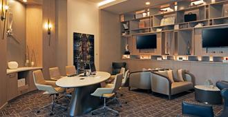 Homewood Suites by Hilton Los Angeles International Airport - Los Ángeles - Sala de estar