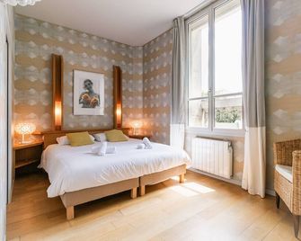 Chartreuse du Parc - Quartier Caudéran, chic et calme, Grande Terrasse 2 chambres avec Parking - Burdeos - Habitación