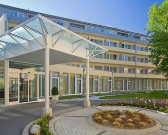 Badener Hof - Baden bei Wien - Building