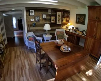 Authentic 1800s Century Kentucky Log Cabin Land Bewteen the Lakes - Cadiz - Їдальня