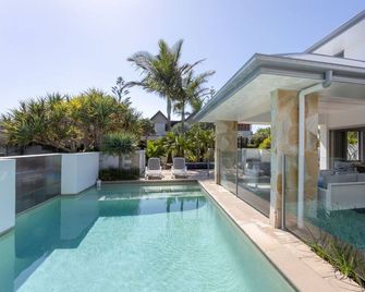 On Northpoint At Salt - Kingscliff - Pool