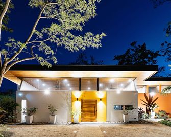 08 min from Tamarindo Beach/private pool - Marbella - Edificio
