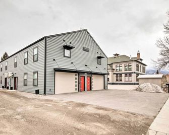 Contemporary-Boho Loft in Downtown Livingston! - Livingston - Building
