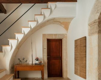 Can Joan Capo - Adults Only - Sineu - Stairs