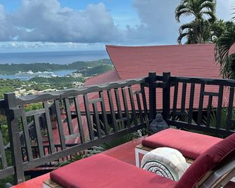 Shibui Cove - Saint Thomas Island - Balcón
